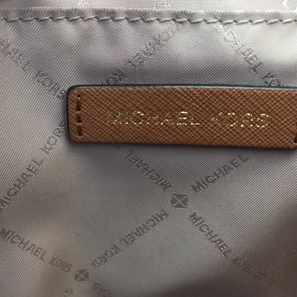 🍁FALL SALE🍁 Authentic Michael Kors Hamilton Traveler Large Satchel - Picture 8 of 11